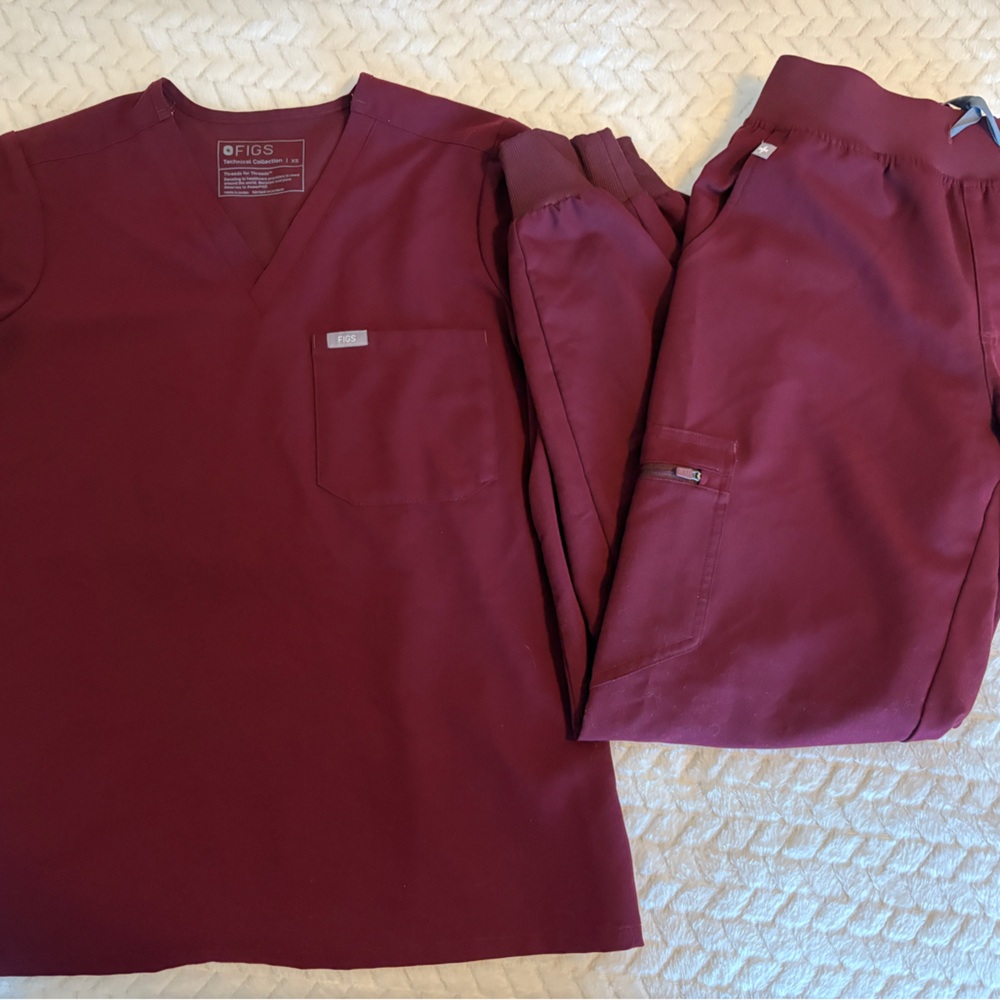 Figs Scrub Set